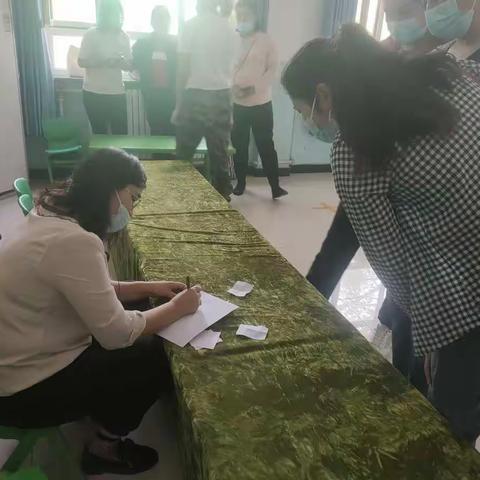 博斯坦镇中心幼儿园与博斯坦镇名师工作坊幼小衔接“我心中的小学”创意扑克牌搭建比赛活动信息