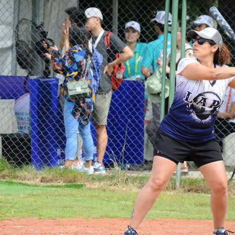 2019第十八届世界警察消防员运动会在成都高新区中和中垒棒球俱乐部美国洛杉机警察队与中国成都前卫二队开赛