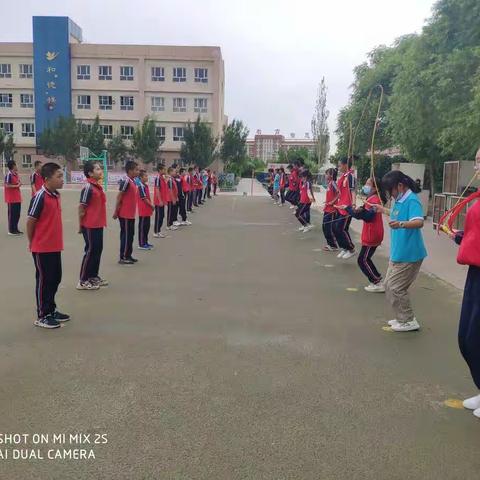 别样体测  测有所得——记库尔勒市第十小学体育学科期末技能测试