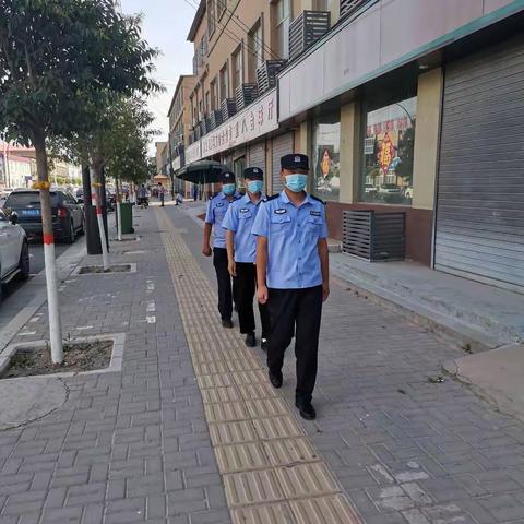 杏花营农场综治办巡防大队进行徒步巡防