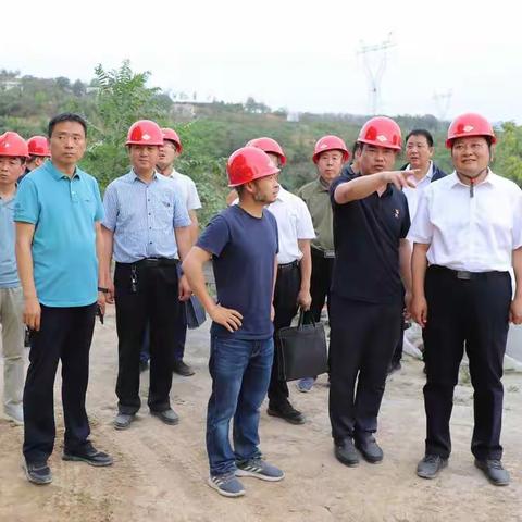 市委书记、市长袁聚平到海上桥村调研传统村落保护工作
