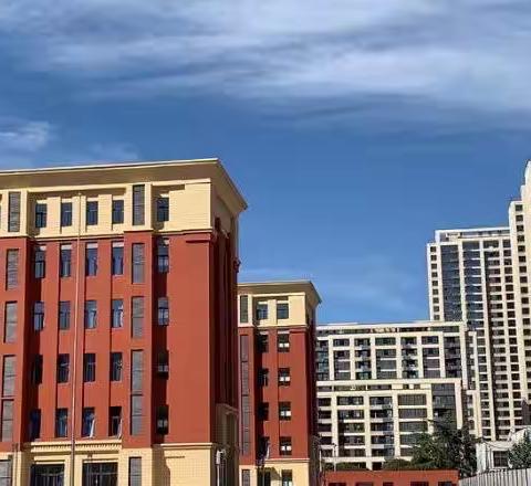 “新的启航，新的收获”——枣庄市第十五中学（光明路校区）新学期升旗仪式