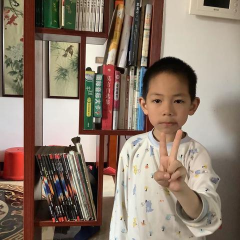 腹有诗书气自华——共建书香家庭