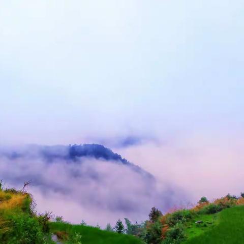 瑶山简家岭:在金山秀水之间漫步云端