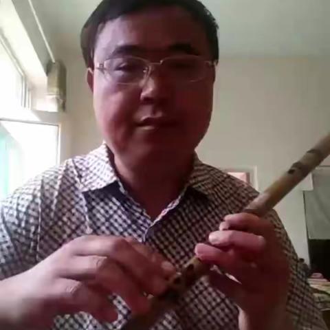 李世文介简:沁水县十里乡明家人，喜欢音乐吹拉唱都在行