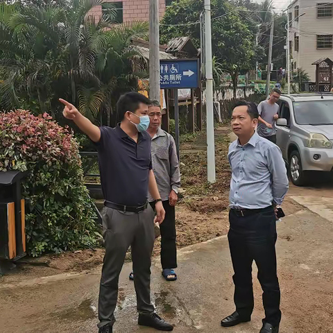 王祺霖副县长到提蒙乡小喃呯苗村开展地质灾害防治调研工作