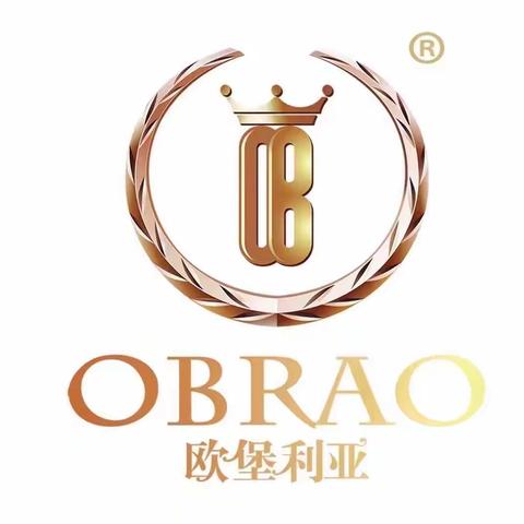 拔草护绿，美化小区