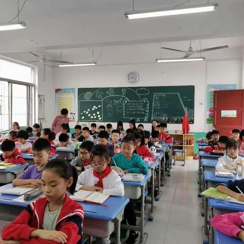 人民路小学“三课”活动教学纪实