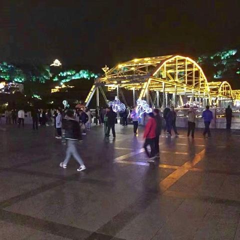 兰州黄河铁桥元通桥两岸夜色