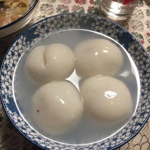 四世同堂一元宵佳节