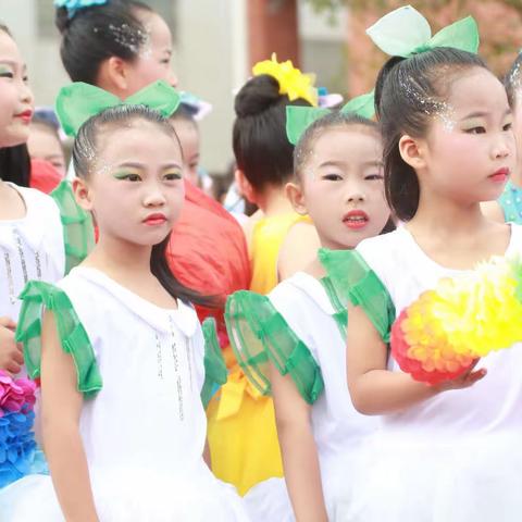 回龙铺镇中心小学开学典礼