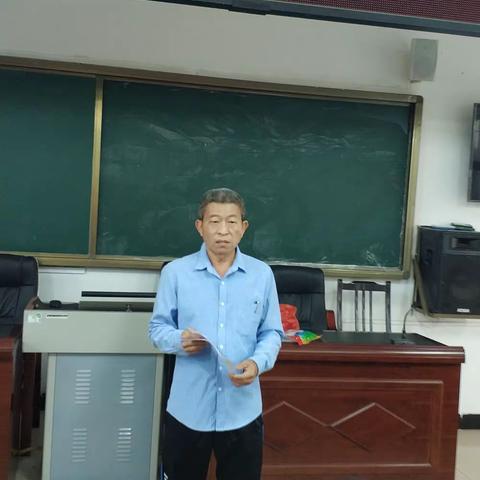 中国少年先锋队广坝农场中心学校大队委组织学习中共中央关于全面加强新时代少先队工作的意见