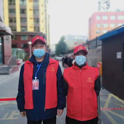 抗疫路上我们又岀发