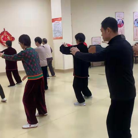 2022.11.12日为拳友录制杨澄甫式太极拳28式视频备战比赛中。