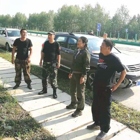 加格达奇林业局森防站深入 林场、管护区检查指导樟子松叶部病害清理工作