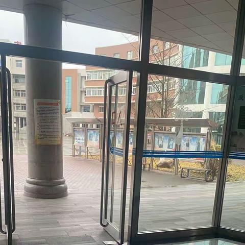 【本溪一中餐厅】餐厅消毒通风异物挑拣