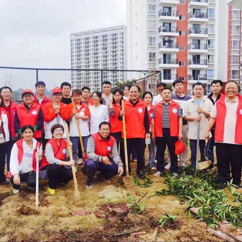 【百色市右江区第八初级中学团委】 让森林走进校园，让校园拥抱森林——2023年“党建➕团建➕队建”植树节活动