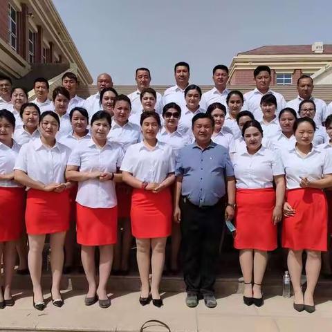 喜迎二十大永远跟党走奋进新征程 --第五小学第五幼儿园--我们走在大路上