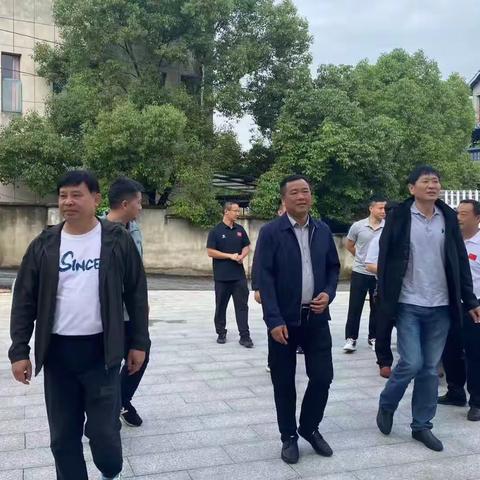 领导关怀 温暖备至———省武术中心等领导到校现场调研