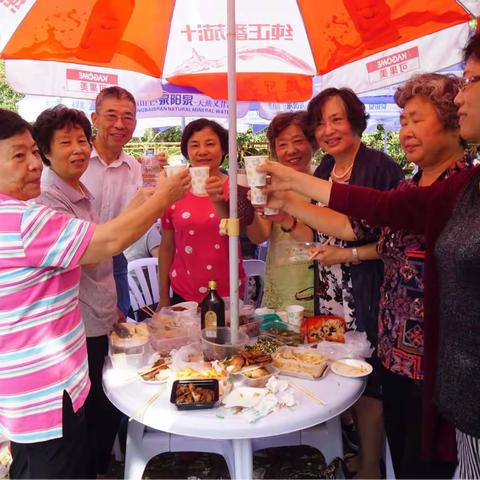 2017凤友欢聚桂林公庆中秋与国庆（副本）