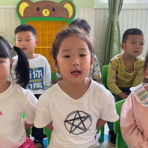 “最美开学季”快乐城堡幼儿园大一班开学第一个月美篇