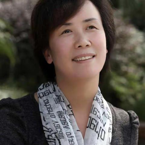 心有繁花       一路芳华                                —— 身边的名人—白玉凤校长