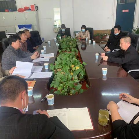 后勤管理处党总支第二党支部开展“筑牢理想信念根基 树立践行正确政绩观”主题党日活动