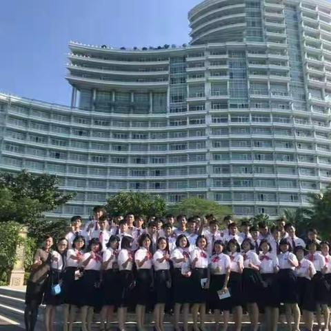 “入企业，知行业，明发展”————2018旅游管理系一年级入职教育酒店参观学习活动