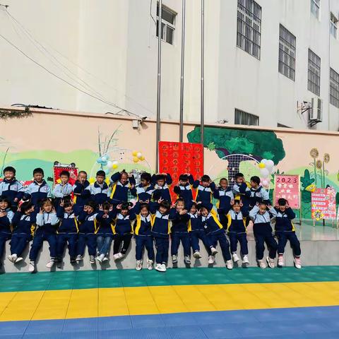 《冬去春来，“幼”见美好》中二班三月总结分享💕