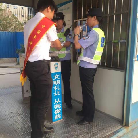 送水暖人心 致敬奋战一线最美的人【金华平安产险】