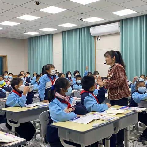 师徒同心育桃李 青蓝携手绽芳华——平江县三阳芙蓉学校综合科“青蓝工程”达标课活动