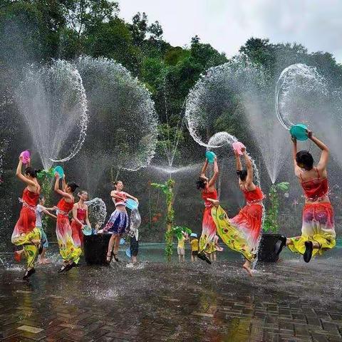 耐思教育“激情夏日，欢乐泼水节”