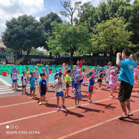 【十六期】狂欢夏季，水悦童年