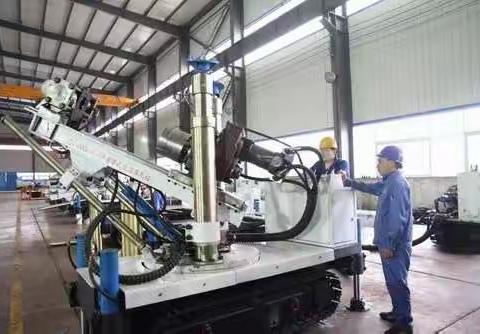 平顶山技师学院校企合作办深入企业走访调研