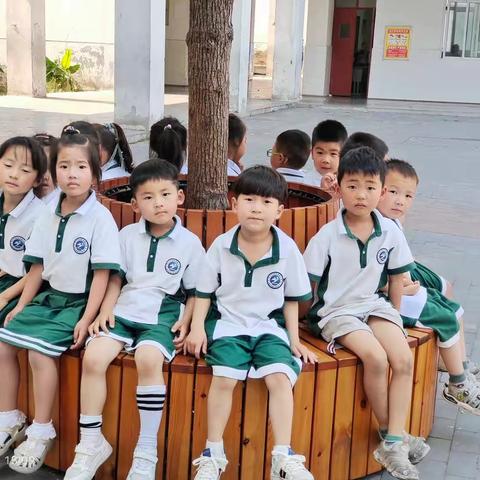 参观小学初体验 幼小衔接零距离——碾庄镇实验小学幼儿园走进小学参观活动