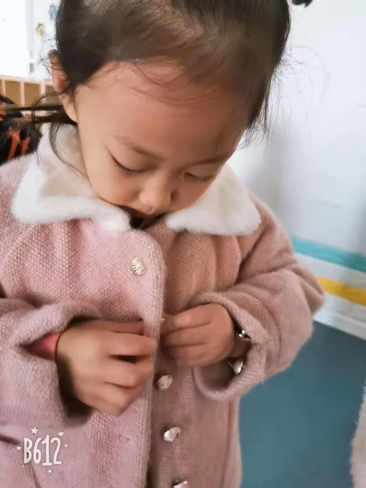 我会自己系扣子👍