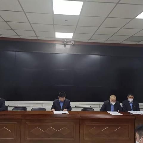 第四党支部组织全体党员群众学习典型案例汇编