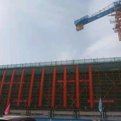 银川市消防支队培训基地暨训练基地新建项目（一期）2#消防车辆装备维修中心顺利封顶