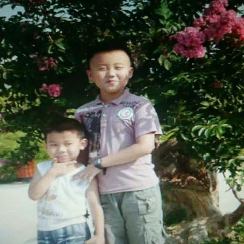 相亲相爱的一家人