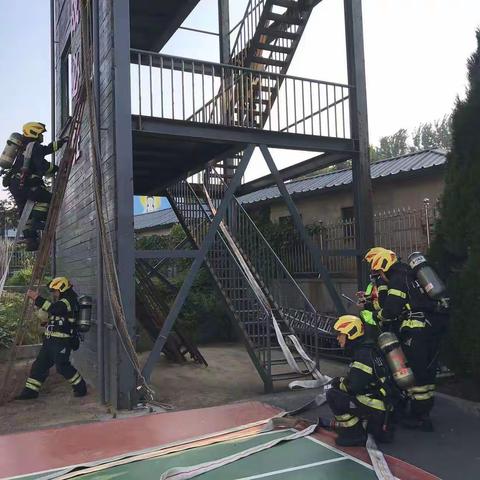 浮山后消防救援站扎实开展实战化操法训练