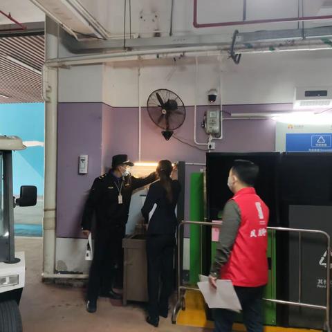 【凤凰街道】联合执法，确保星级小区创建工作落实、落细