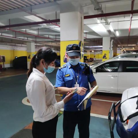 【凤凰街道】联动执法，督促场所负责人及时整改问题