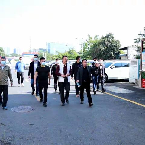 【凤凰街道】开展创建文明城市暨市容环境卫生检查活动