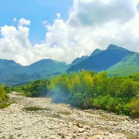 走进贯田村