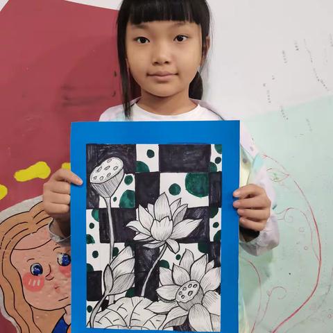 惠画堂六枝校区暑假班周四下午1:00~3:00.《线描花卉》