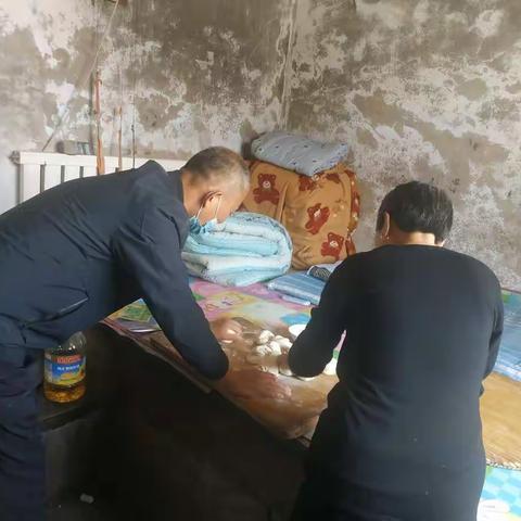 黄骅高囗二组诚信小组帮扶活动