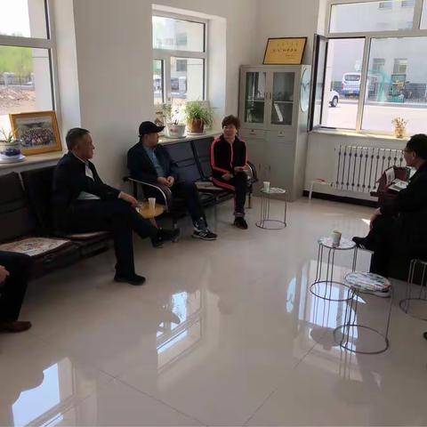 纪市长深入一线调研，职工备受鼓舞干劲足