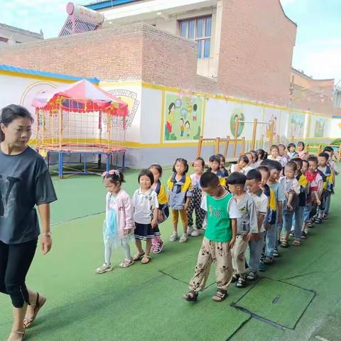 幼小衔接系列五“学当小学生”