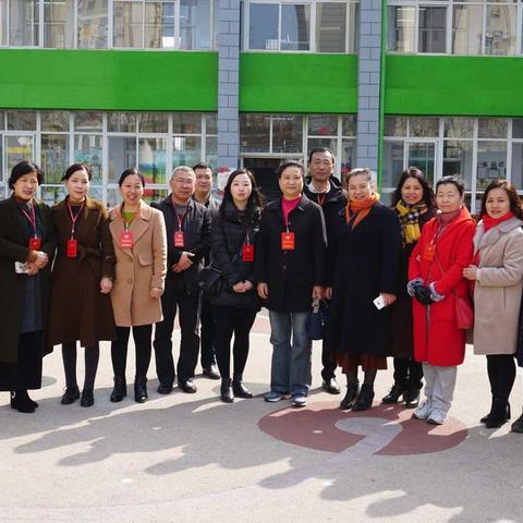 安全督导进校园     齐抓共管保平安