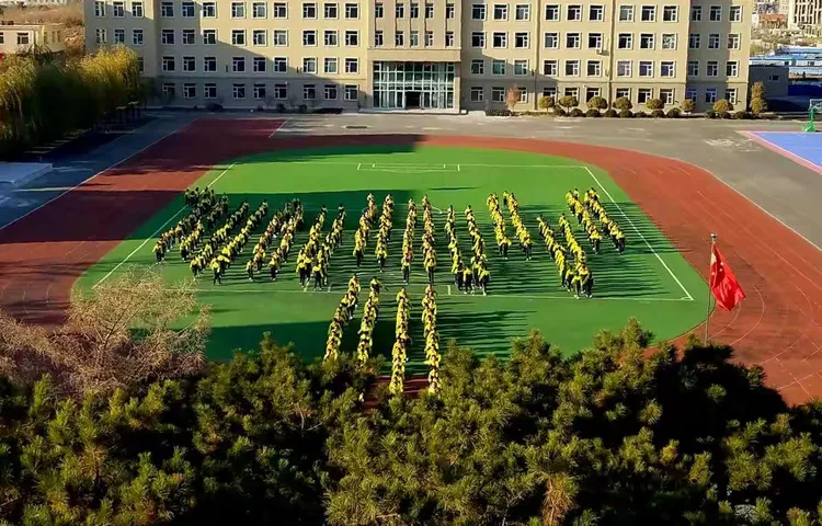 长春市南关区苗圃小学精彩大课间活动